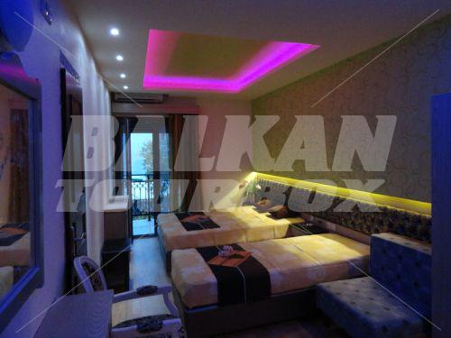 почивка в Captain's Beach Luxury Apartments