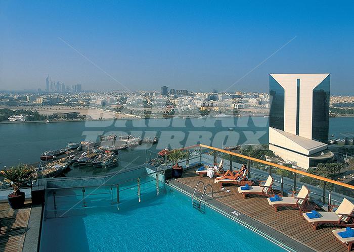 почивка в Hilton Dubai Creek