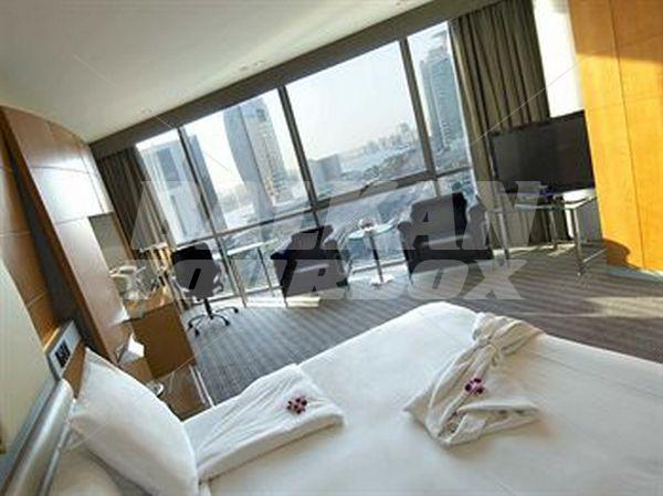 почивка в Hilton Dubai Creek