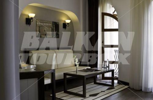 почивка в Epoque Luxury Boutique Hotel Bucharest