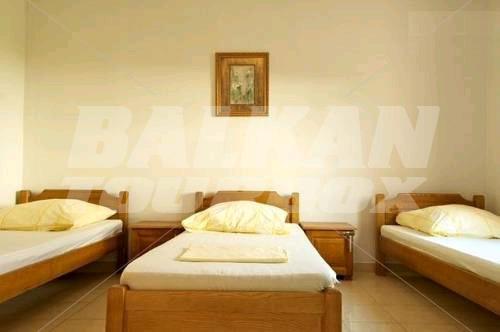 holiday in Sun Hostel Budva