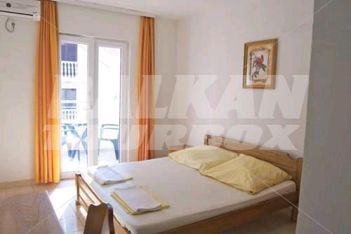 holiday in Sun Hostel Budva