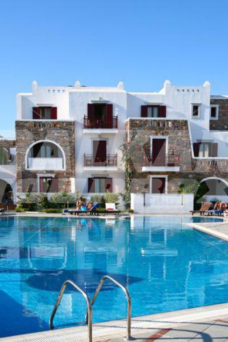 почивка в Naxos Resort Beach Hotel