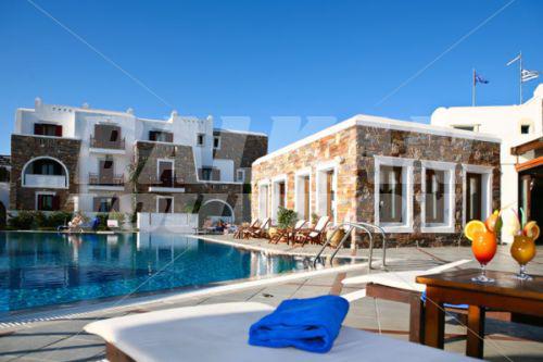 почивка в Naxos Resort Beach Hotel