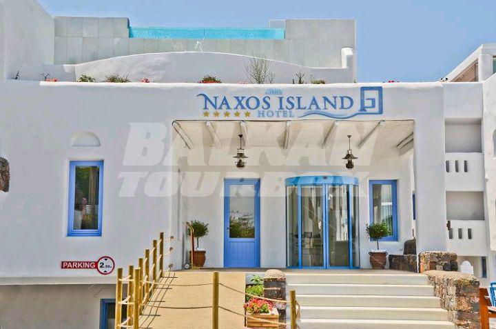 почивка в Naxos Island