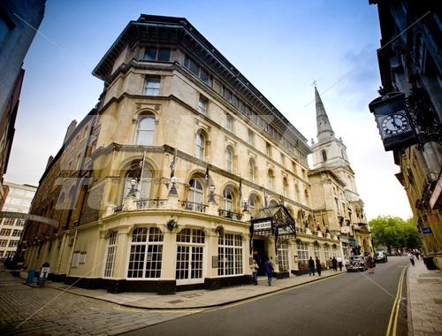 почивка в  Mercure Bristol Grand