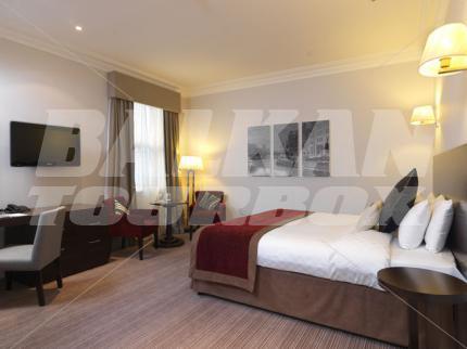 почивка в Mercure Bristol Grand