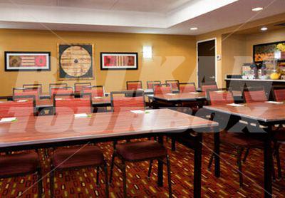 holiday in Courtyard by Marriott Baton Rouge Acadian Thruway/LSU Area