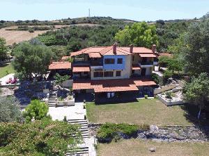 Хотел Kiparissi Villa - Ierissos, Гърция