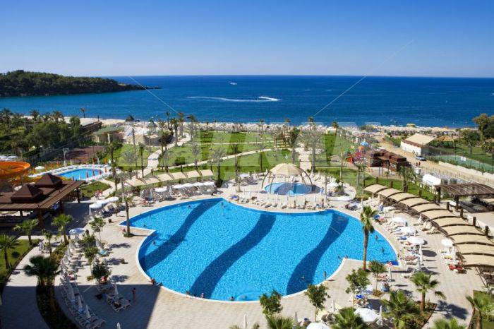 holiday in Saphir Resort and Spa