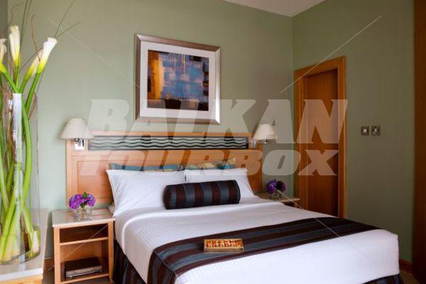 holiday in Golden Sands Hotel Apartments