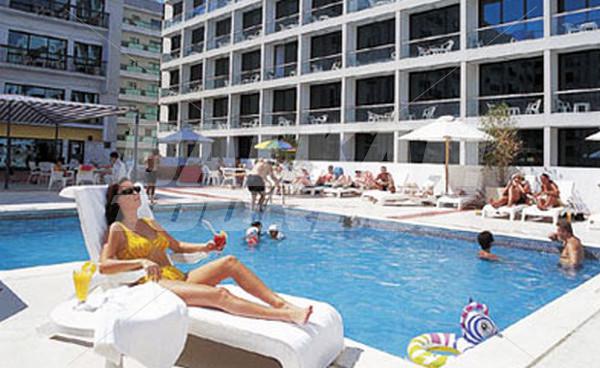 holiday in Golden Sands Hotel Apartments