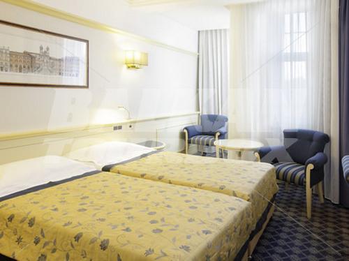 почивка в NH Carlton Amsterdam