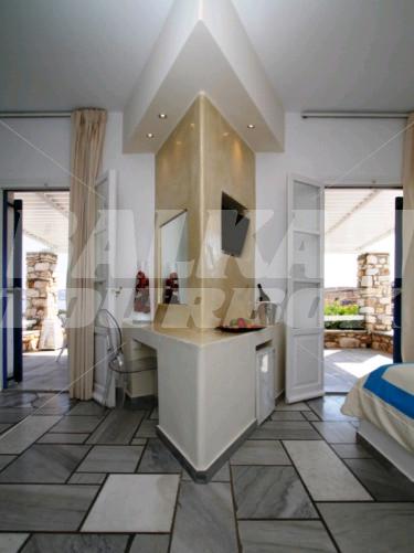 holiday in Paros Agnanti