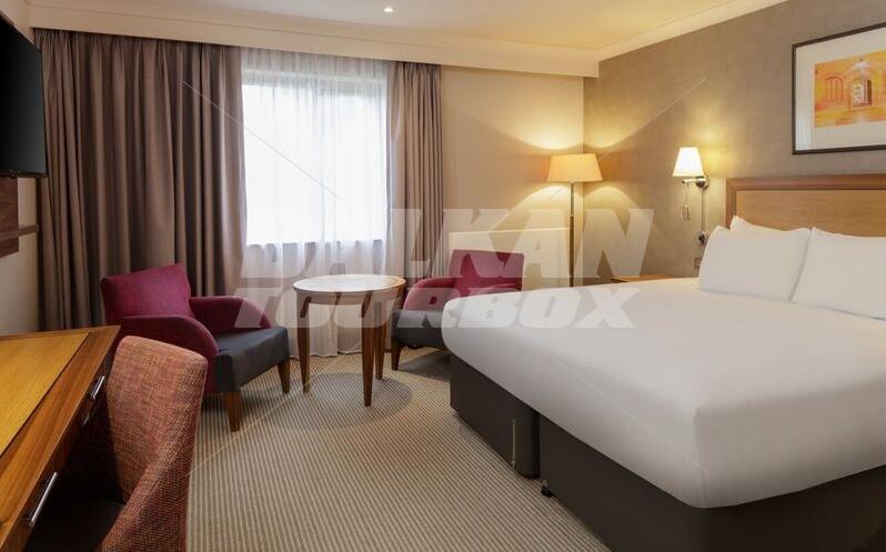 почивка в DoubleTree by Hilton Cambridge Belfry