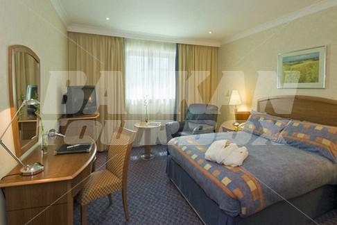 holiday in Arora International Gatwick