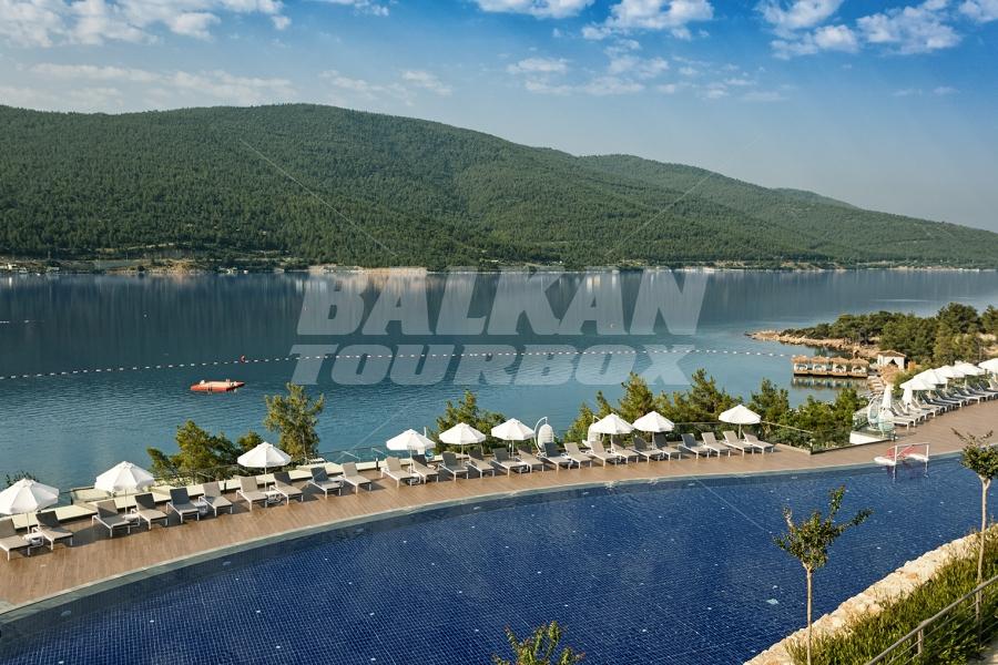 holiday in Titanic Deluxe Bodrum