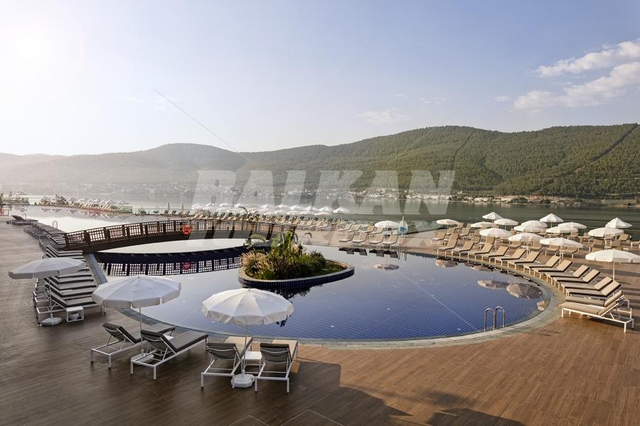 holiday in Titanic Deluxe Bodrum