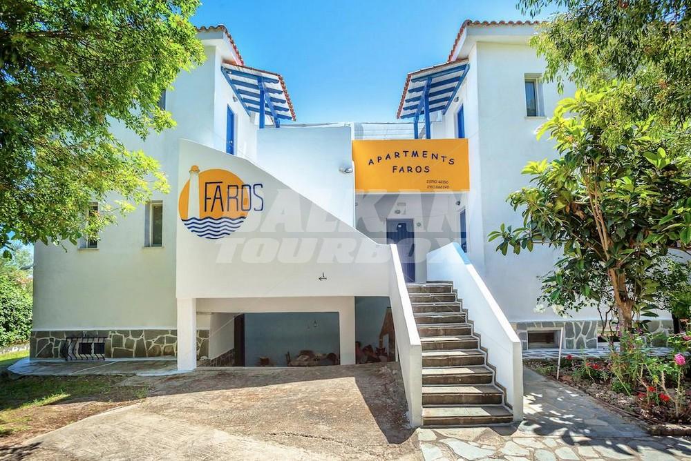 почивка в Faros Apartments