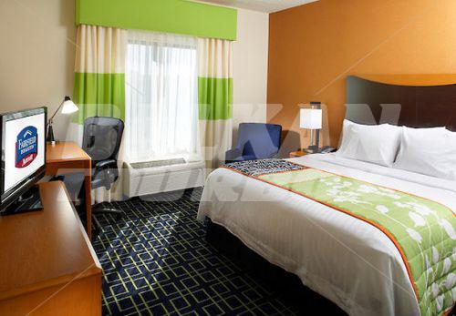 holiday in Fairfield Inn & Suites by Marriott Pittsburgh Neville Island