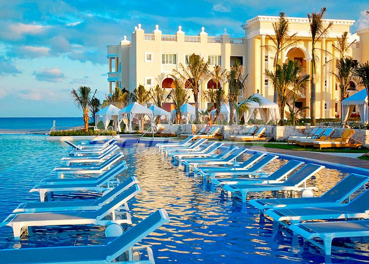 holiday in Iberostar Grand Hotel Paraiso