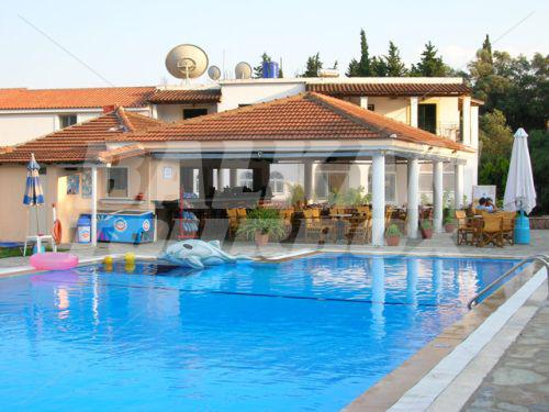 почивка в Yannis Hotel Corfu (Yiannis)