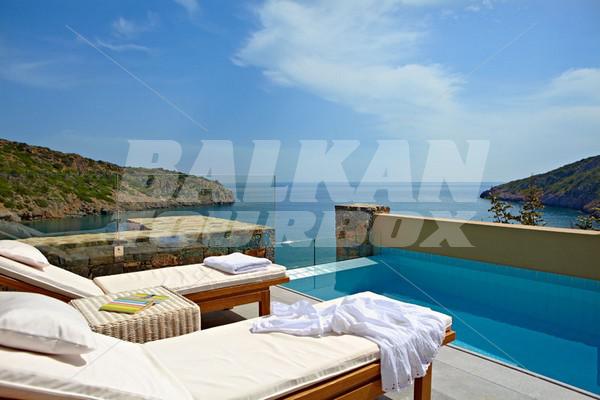 почивка в Daios Cove Luxury Resort and Villas