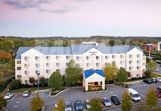 holiday in  Fairfield Inn & Suites by Marriott Nashville Airport