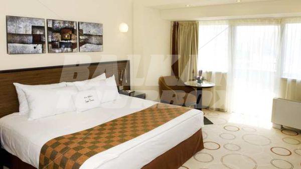 почивка в DoubleTree by Hilton Hotel Bucharest - Unirii Square