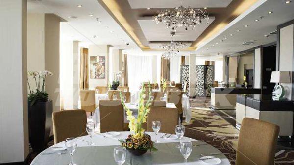 почивка в DoubleTree by Hilton Hotel Bucharest - Unirii Square