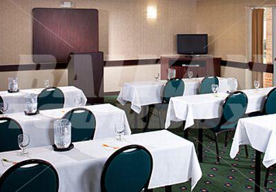 holiday in Courtyard by Marriott Cleveland Airport South