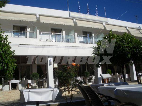 holiday in Akrogiali Exclusive Hotel