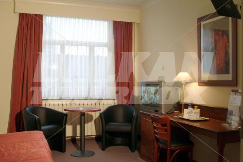 holiday in Best Western Residence Cour St Georges