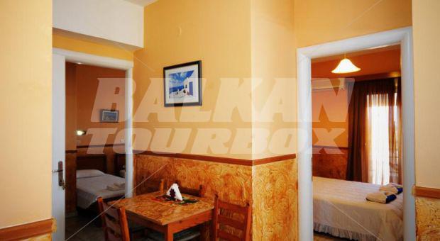 почивка в Anna 1 Apartments