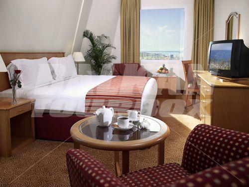 почивка в Sharjah Rotana