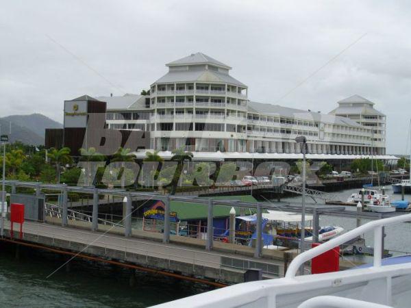 holiday in Shangri La Cairns