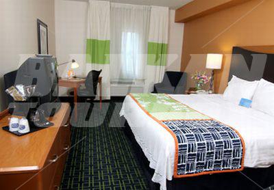 holiday in Fairfield Inn & Suites by Marriott Minneapolis-St. Paul Airport