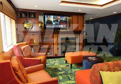 holiday in Fairfield Inn & Suites by Marriott Minneapolis-St. Paul Airport