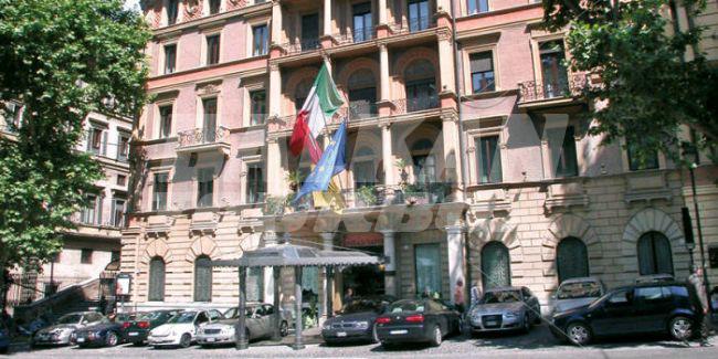 holiday in Ambasciatori Palace