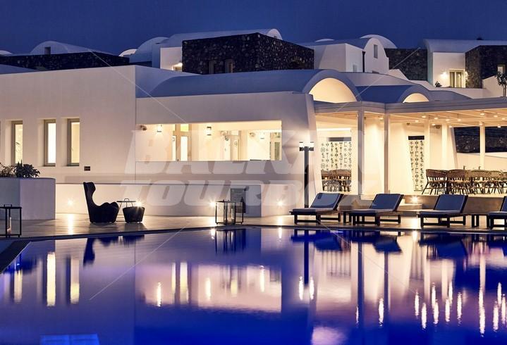 почивка в Santo Maris Oia Luxury Suites and SPA