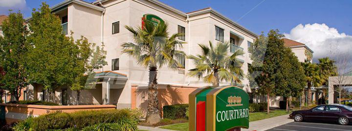 holiday in  Courtyard by Marriott Oakland Airport