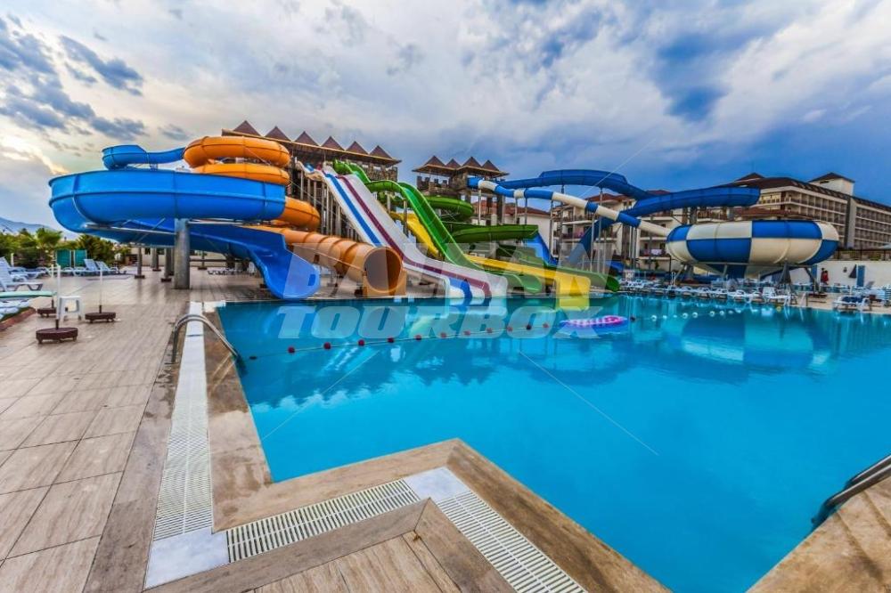 почивка в Eftalia Aqua Resort