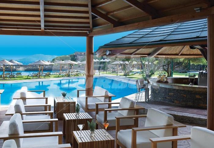 почивка в Porto Elounda Golf and SPA Resort