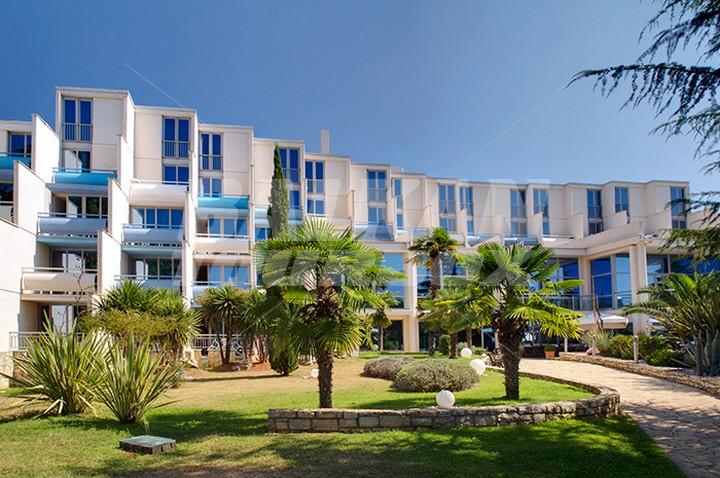 holiday in Valamar Crystal