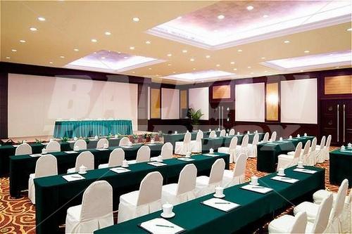 почивка в Holiday Inn Chang An West