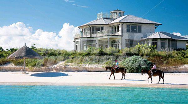 holiday in The Abaco Club on Winding Bay, a Ritz-Carlton Managed Club