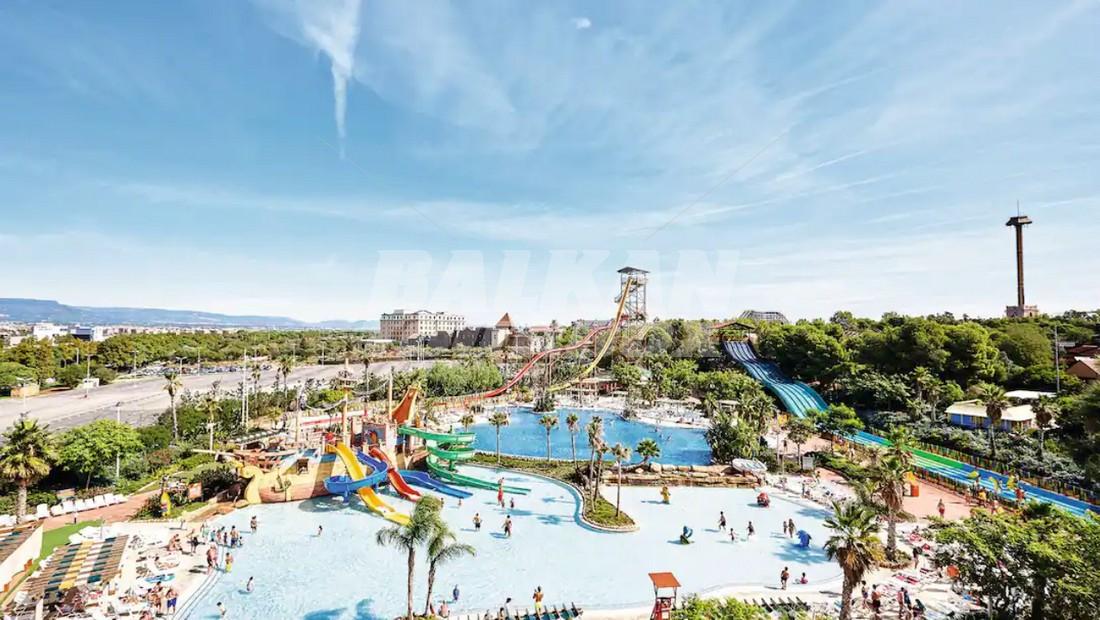 почивка в Caribe Hotel at PortAventura World