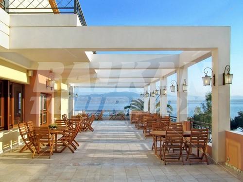 почивка в Negroponte Resort Eretria