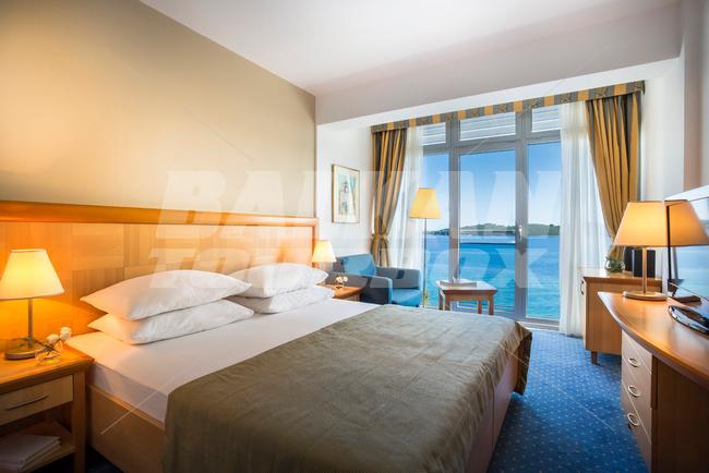 почивка в Aminess Grand Azur Orebic