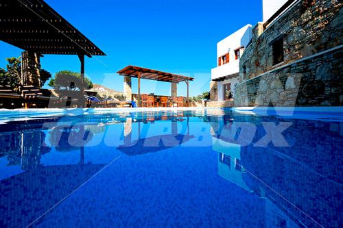 holiday in Kallisti Hotel Folegandros